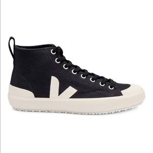 VEJA Sneakers